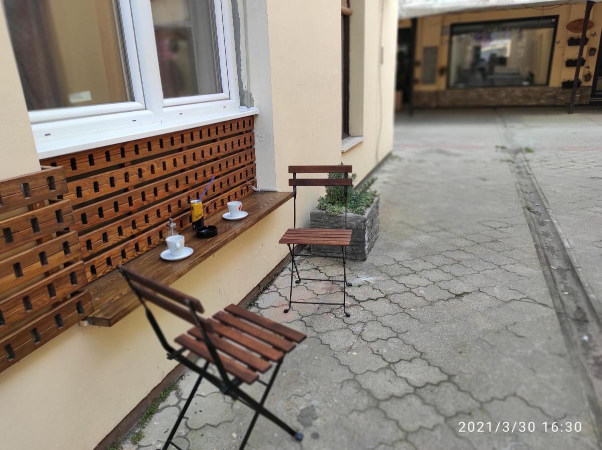 Retro Mini Apartment Zemun Exteriör bild